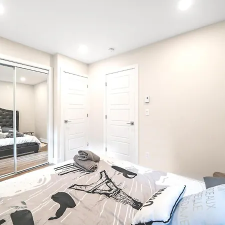 Elegant 1Bdr In Heart Of Plateau B Apartment Montreal Exterior photo